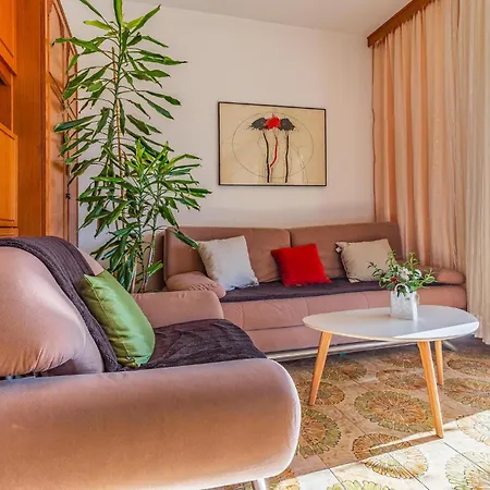 Apartamento Lovely In With Kitchen *